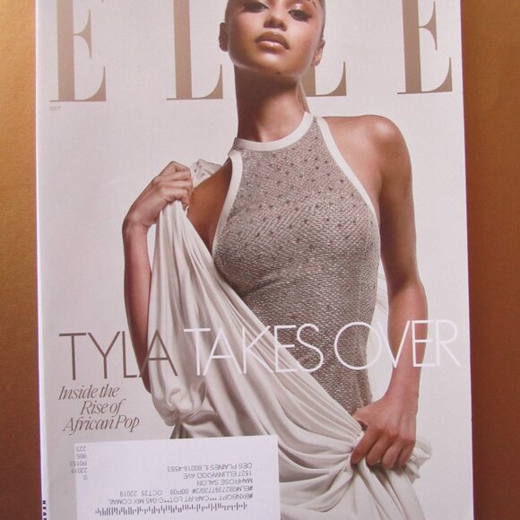 ELLE Magazine Lot of 2 October and November 2024 - Picture 4 of 5